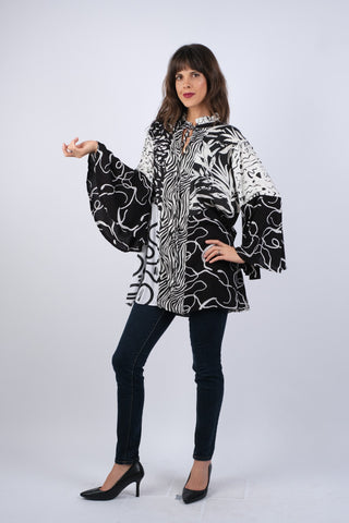 225197 Black & White Aura Chic Tunic with Bell Sleeves