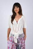 225312 Classic White Button-Up Top