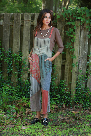 225521 Patchwork Overall: Wildwoven Rustic Dream