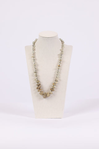 225823 Cream Stone Necklace